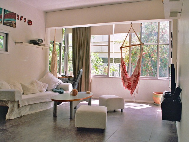 Photo living room whole.jpg 5