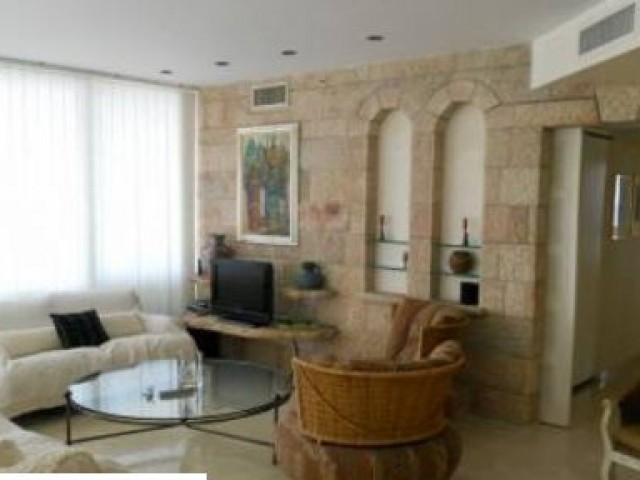 Photo salon-penthouse-telaviv1.jpg 1