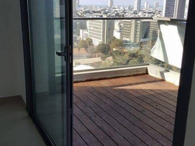 Photo terrasse1-685-tlv.jpg 3